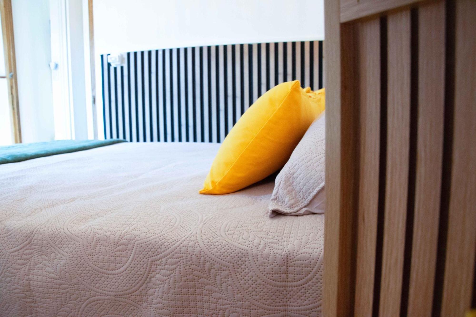 Les Grands Pres Des Baronnies Guest House La Roche-sur-le-Buis Bagian luar foto