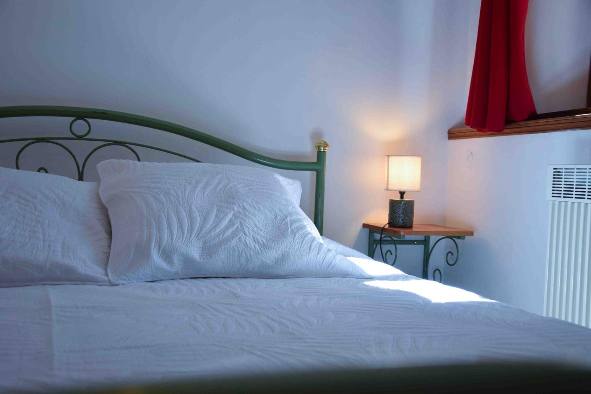Les Grands Pres Des Baronnies Guest House La Roche-sur-le-Buis Bagian luar foto